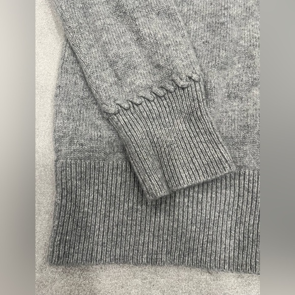 [S]Theory Heather Gray Cowl Neck Cashmere Sweater EUC - Picture 3 of 10